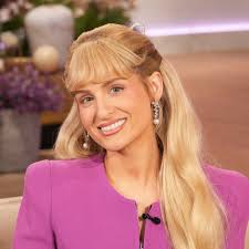 Prince William has fans in a tizzy over new muscular photos