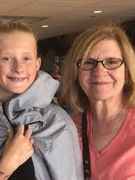 Mia Poe's Instagram, Twitter & Facebook