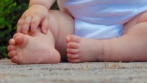 Durch den kontakt mit urin und stuhl wird die haut im windelbereich sehr schnell gereizt. Windeldermatitis Behandeln Mit Wundschutzcreme