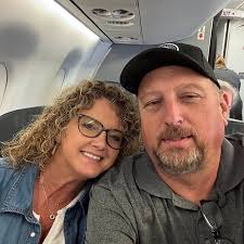 Hello. Does anyone have any tips for helping my dyslexic son who is  struggling to put his thoughts in writing, even