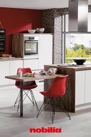 Flexibler Einsatz Von Arbeitsplatten In 2020 Moderne Kuche Kuchen Planung Wohnkuche