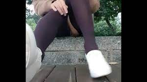 伪娘】婷婷迷你裙靴子野外露出放尿自慰高潮- XVIDEOS.COM