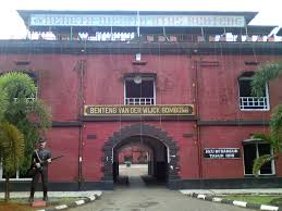 Benteng van der wijk terletak di kota gombong, kabupaten kebumen, jawa tengah. 4 Spot Wisata Heritage Di Kota Gombong Reservasiku Com