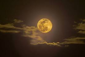Crystals out, summoning circles painted and instagram accounts on public friends, 'cause the super pink moon is kinda done with your shit, and will let you know it too. Pink Moon Spiritual Meaning What Does The Pink Supermoon Mean For You Express Co Uk