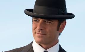 Canadian TV stars name favourite Christmas movies and traditions