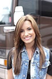 Pigeonapps Social Applications And Games On Twitter Demi Lovato Hair Demi Lovato Hair Color Demi Lovato
