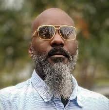 This gentleman has made my day. Watch till the end plz. Like and Follow for  Follow my page. Faith , Macky Slapdee NE-YO, MaZa