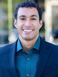 Jerry Morris's Instagram, Twitter & Facebook