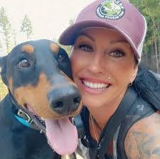 Savannah Beavers's Instagram, Twitter & Facebook