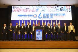 Dönem toplu sözleşme görüşmeleri için masaya bugün oturuyor. Memur Sen 6 Donem Toplu Sozlesme Icin Zam Teklifini Acikladi Evrensel