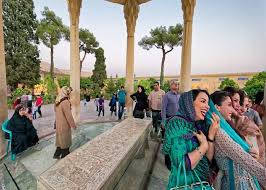 Shiraz with more than 850,000 inhabitants situated in southwestern iran, in the inland around 200 km from the persian gulf, at an elevation of 1,800 metres above sea level. Shiraz Travel Guide All You Need To Know To Travel To Shiraz