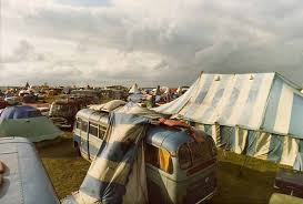 Résultat de recherche d'images pour "stonehenge celebration"