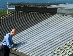 Harga seng galvalum ditentukan dari ukuran serta ketebalan, harga galvalum tentu sedikit lebih mahal daripada seng gelombang biasa. Harga Seng Gelombang Dan Seng Galvalum Terbaru Juni 2021
