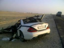 Image De Crash Mercedes Si Vous Voulez Avoir Des Frissons Page 4 En 2020 Mercedes Voiture Blindee W202