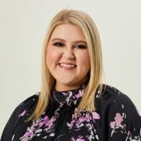 100+ perfiles de «Tracewell»