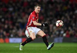 Weitere wichtige transfers waren der ungarische nationalspieler nemanja nikolics und dax mccarty, einer der erfahrensten spieler der major league soccer. Bastian Schweinsteiger Chicago Fire Reveals New Details Of Manchester United Transfer