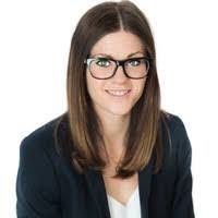 Kim Defoe's Instagram, Twitter & Facebook