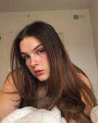 Mckenzie Bell's Instagram, Twitter & Facebook