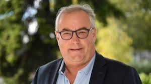 Un scandale et une escroquerie » : ces élus de communes du Saumurois  enragent contre les assureurs