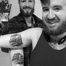 C'est une belle ville touristique avec l'architecture antique et les curiosités. 60 Tatouages Pour Freres Et SÅurs Et Leur Signification