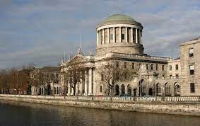 The four courts building houses the irish supreme court, the high court and the dublin circuit court. Four Courts Building Dublin Ireland Britannica