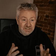 Steve Gaskin's Instagram, Twitter & Facebook