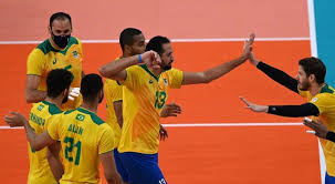 Oito anos depois, nos jogos olímpicos de barcelona, a equipe masculina de vôlei conquistou o tão sonhado ouro. Juf7daznmu7j6m