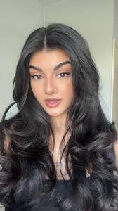 Good hair day, and big teethyyy smiles 🥰🤍 #fyp #desi #hair #curls  #browngirl #indian #indianhair #hairstyle #blowout #oldmoneyhair