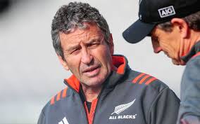 Wayne Smith: 'Capable' female coaches need opportunities