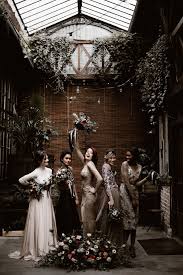 Photo De Groupe La Mariee Et Ses Demoiselles D Honneurs Mariage La Cartonnerie Paris Mariage Photo Mariage Photographe Mariage