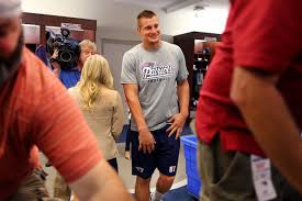 It would not surprise me if. What S Rob Gronkowski S Penis Like Tom Brady Tells Howard Stern Outsports
