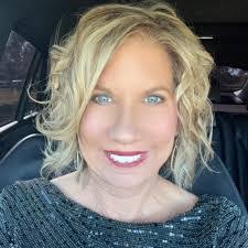 Tammy Lee's Instagram, Twitter & Facebook