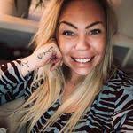 Gina Groth's Instagram, Twitter & Facebook