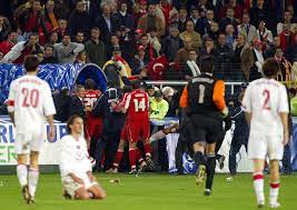 5 suspects ont été arrêtés. Football Il Y A 15 Ans L Equipe Suisse Plongeait Dans L Enfer D Istanbuli