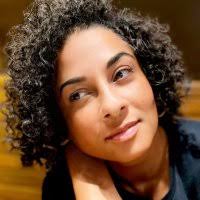 Noemi Rosado (@NyRosado)