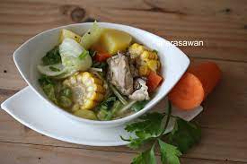 Sup ayam klasik terdiri dari kaldu encer, yang dimasukkan potongan ayam atau sayuran; Sup Ayam Ringkas Resipi Citarasawan Sup Ayam Resep Makanan Makanan