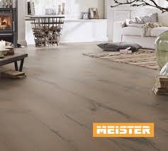 Lindura® steht für ausgeprägte rustikalität, denn durch das einmalige produktionsverfahren werden äste, risse und holzporen. Meister Parkett Lindura Hd 300