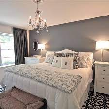 When it comes to twin bedrooms (two single beds) the minimum size is about 9ft x 9ft (2.75 x 2.75m) but this doesn't allow for an awful lot of space in between the beds and any desks or wardrobes are going to be on the small side with less than ideal space for dressing. Average Bedroom Size May Surprise You