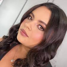 Conozcan la Hacienda Montecristo, un lugar especialmente diseñado para  olvidarnos de la realidad. Ubicación: Veracruz, Copán Costo de entrada: L20  Actividades que pueden realizar: -Montar a caballo -Pepeo a terneros  -Ordeño de