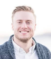 Ryan Gardiner's Instagram, Twitter & Facebook