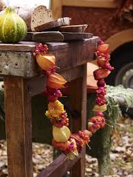 Herbstgirlande Basteln Mit Physalis Einfache Diy Anleitung Wunderweib Herbst Dekoration Girlanden Lampionblume Basteln