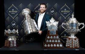 Let's talk about the selke trophy, for. O Reilly Wins Selke Trophy As The Nhl S Top Defensive Forward