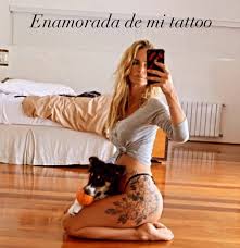 Sabrina rojas es una amante de los tatuajes, al igual que su marido, luciano castro.de hecho, en más de una oportunidad, los actores han ido juntos a visitar a su tatuador favorito, fernando. Sabrina Rojas Mostro Su Nuevo Tatuaje Y Es Una Bomba Enamorada De Mi Tattoo Revista Paparazzi