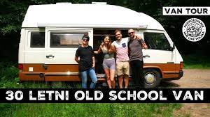 Zamienili mieszkanie na 30 letniego kampera Mercedes MB100 z 1989 roku  #KULTOWY KAMPER# - YouTube
