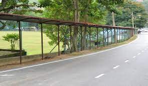 Pemasangan kipas angin di kantin 3. Kajang High School Laluan Pejalan Kaki
