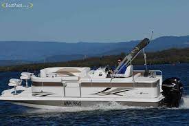 Hurricane Fundeck 236 Boat Hurricane Deck Boat Cool Boats