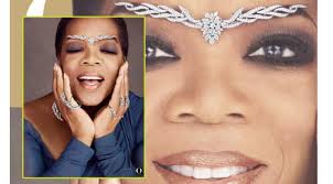 Foto Oprah Winfrey Pakai Make-up Tebal dan Berkerudung