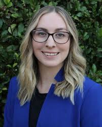 Amanda Sisco's Instagram, Twitter & Facebook