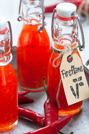 Chili Hot Sauce Selber Machen Das Einfache Rezept Gibt S Jetzt Auf Plant Happy Jetzt Lesen Chilisauce Selber Machen Chilisauce Sosse Selber Machen