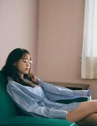 鷲見玲奈アナのインスタグラムより 今年3 月 に テレビ東京 を退社した 鷲見玲奈 アナウンサー が、退社のきっかけになったといわれているあの騒動について4月9日発売の「 週刊 文 春 」（ 文藝春秋 ）で語っている。 é·²è¦‹çŽ²å¥ˆå¯«çœŸ äººäººç„¦é»ž
